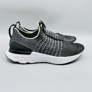 Nike Shoes Womens 9 Black White React Phantom Run Flyknit 2 Running Sneakers
